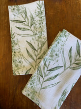 Bottlebrush Green Napkins Set of 2