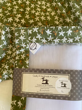 Honey Bees Food Cover