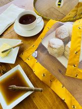 Bright Bees Food Cover