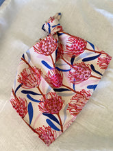 Waratah Linen Sold in pairs