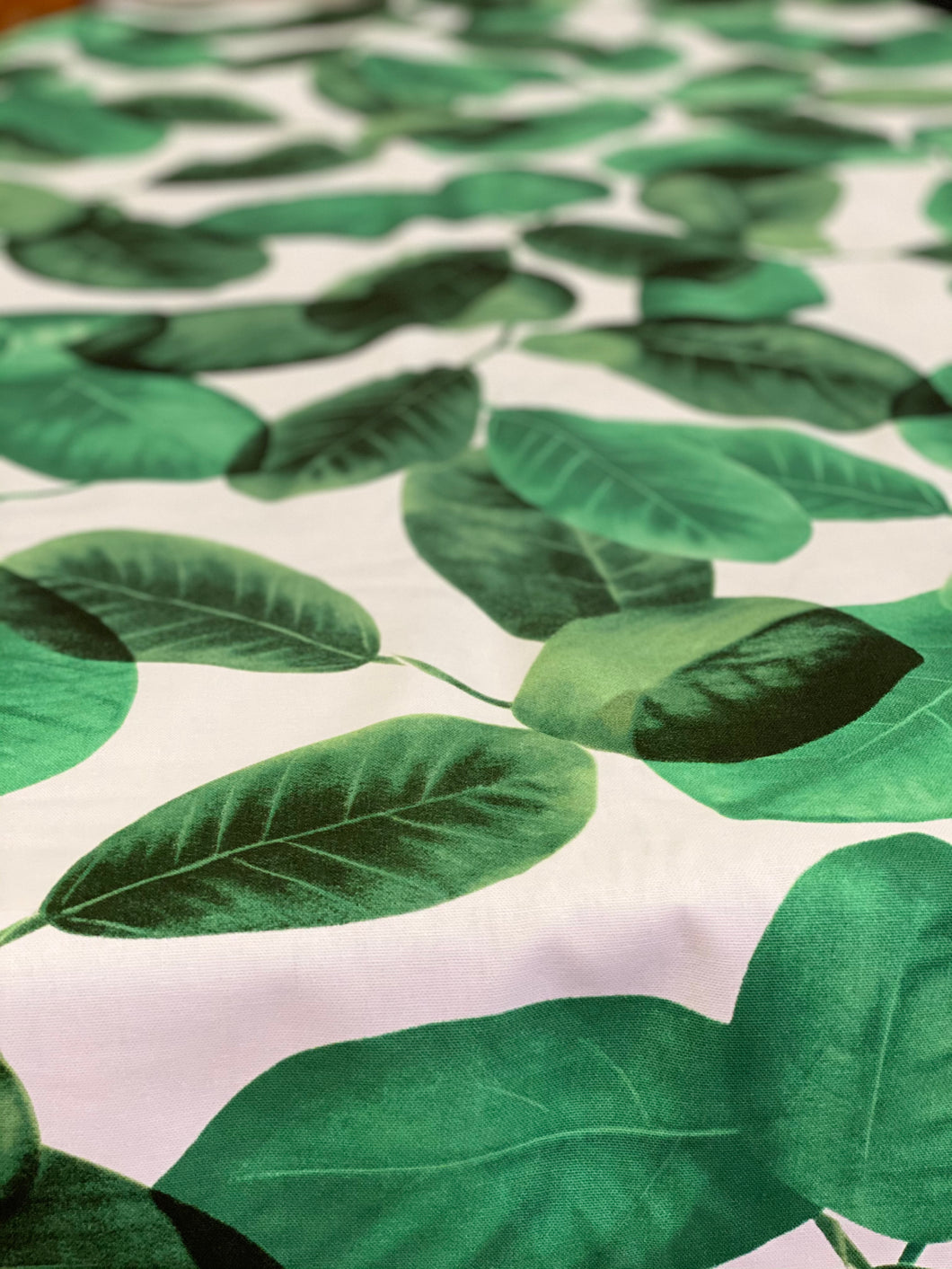 Jungle Lush Tablecloth 10 seat (LAST ONE)