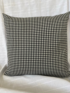 Black & White Houndstooth Cushion Cover